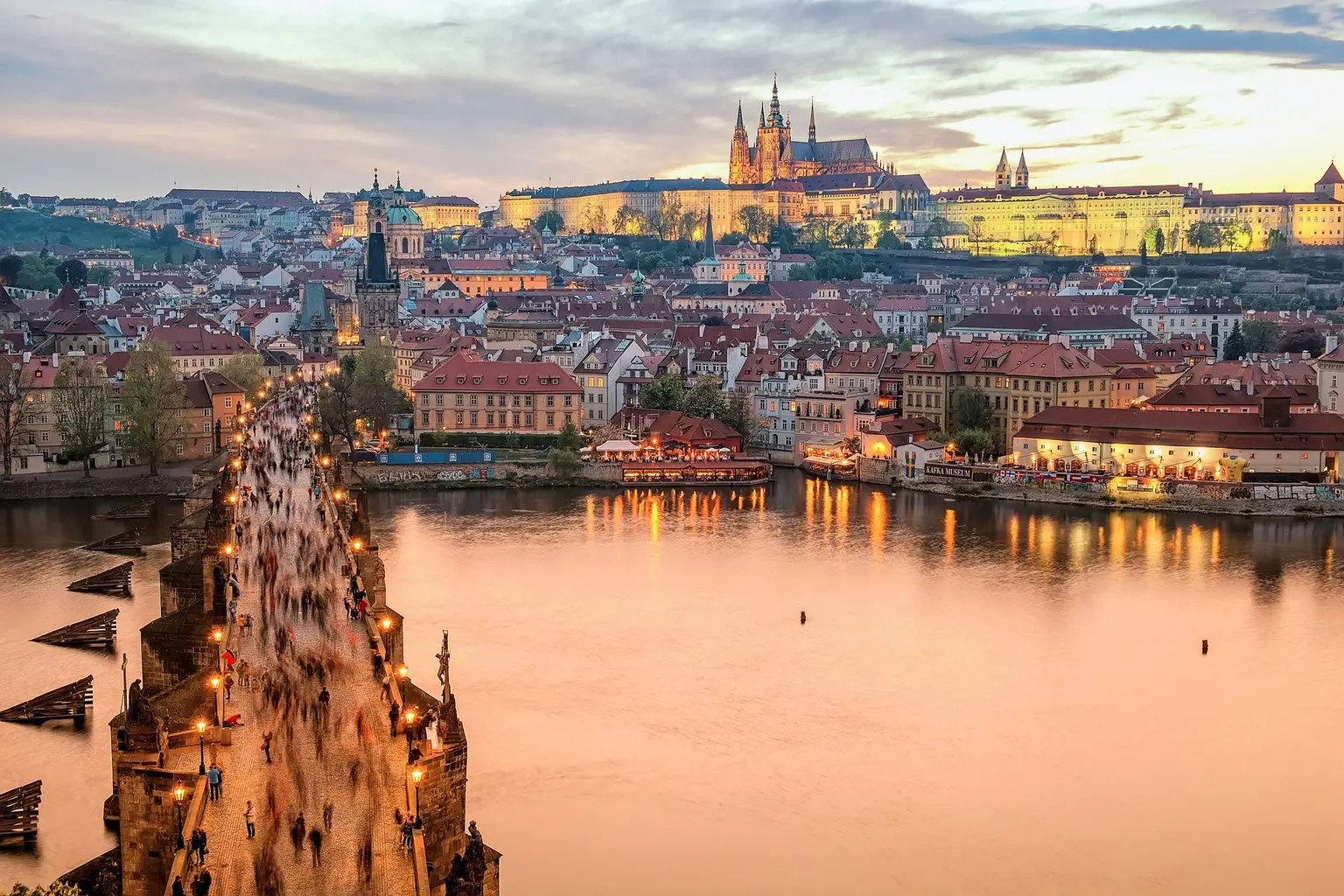 City of Prague at sundown. Learn Czech language at Polymathes Academy City of Prague at sundown. Learn Czech language at Polymathes Academy