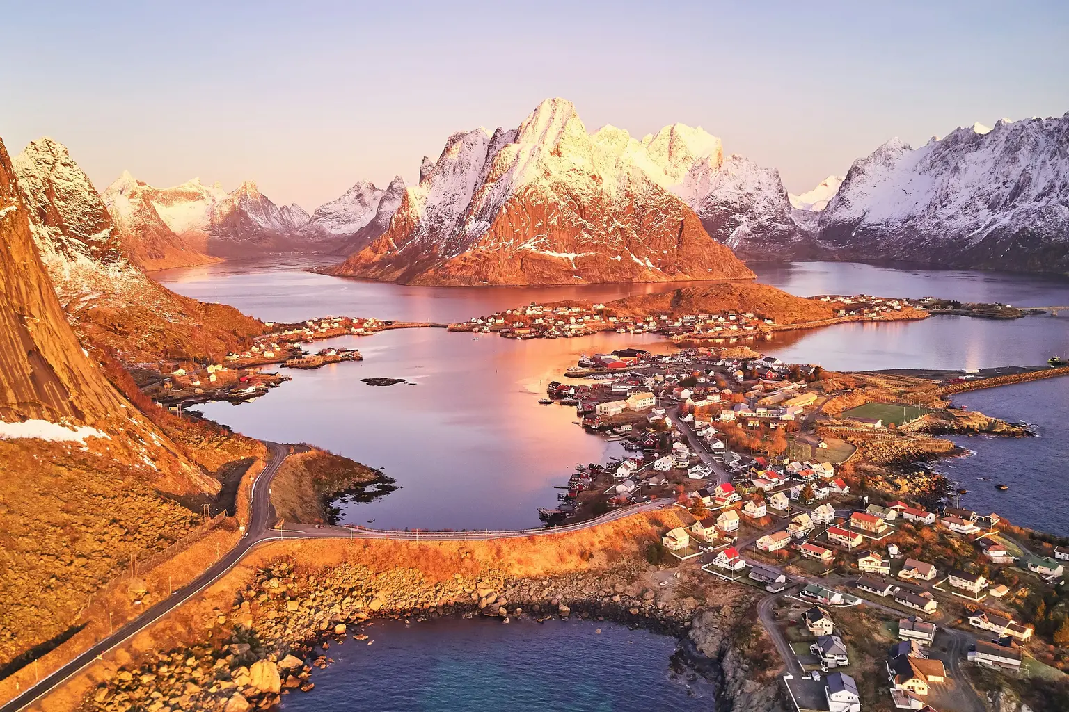 Idyllic Norwegian village. Learn Norwegian at Polymathes Academy Idyllic Norwegian village. Learn Norwegian at Polymathes Academy